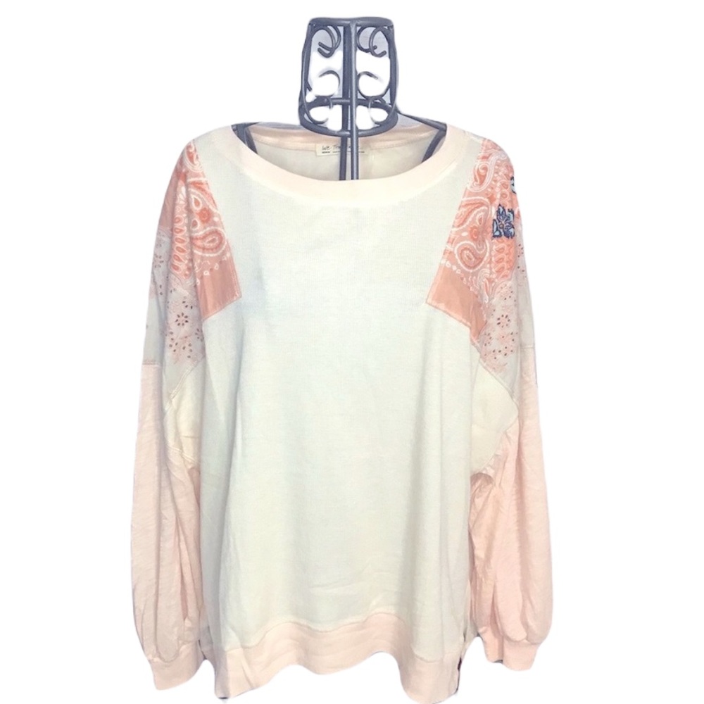 1) NWT We the Free Paisley & Floral Embroidered Top Size Medium - Picture 3 of 12